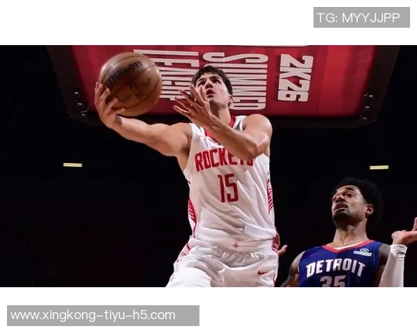 谢泼德防守失误引发申京愤怒拍地板场面尴尬令人心痛 谢泼德防守失误引发申京愤怒拍地板场面尴尬令人心痛